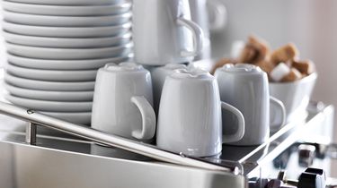 Get Wallpaper Mysterie Opgelost Daarom Hebben Ikea Mokken Gleufjes Aan De Desktop Wallpaper Free