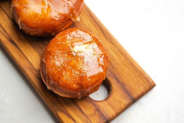 crème brûlée donuts
