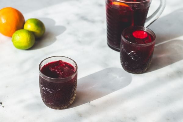 Zobo / Hibiscusthee / hibiscusdrank / ananasschillen gebruiken no waste