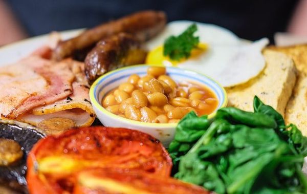 full English breakfast als voorbeeld van uitgebreide ontbijtjes