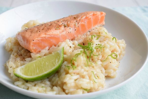 Lime risotto with salmon