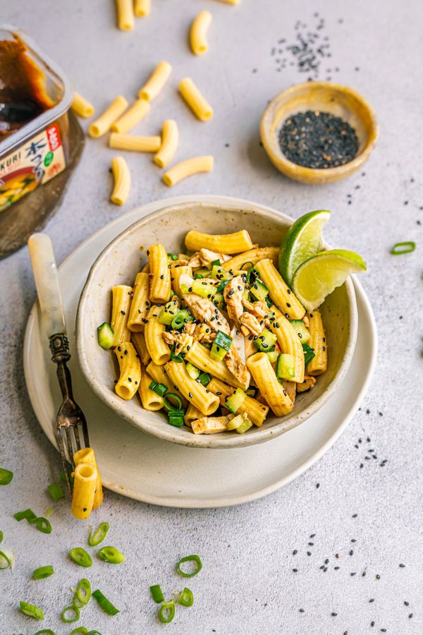 pasta salad with miso, chicken and cucumber