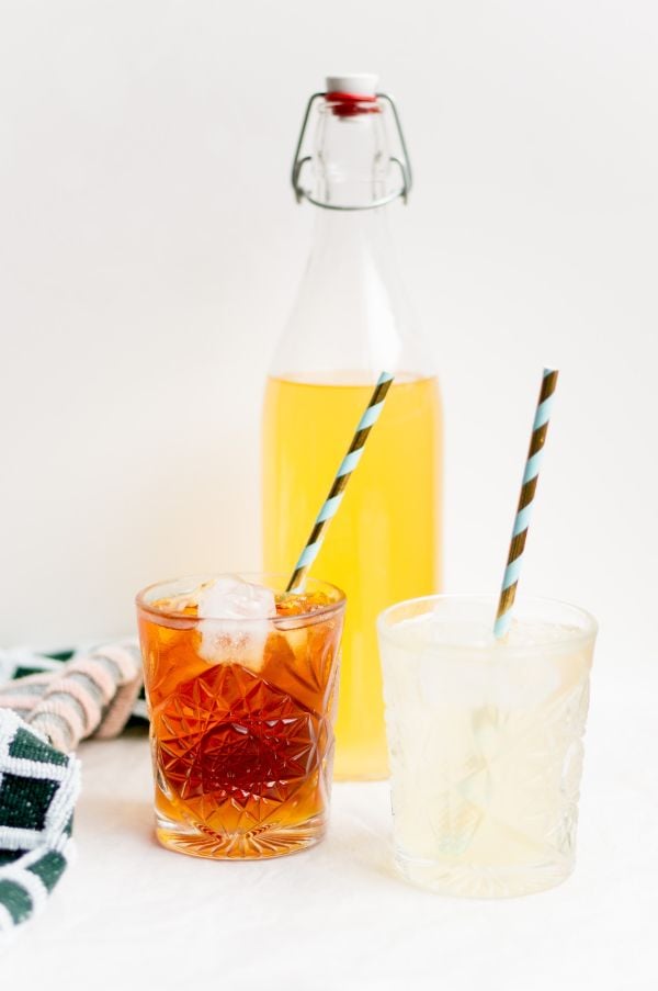 Make your own cola with natural cola syrup