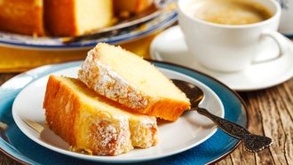 Lemon Yogurt Coffee Cake