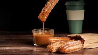 dulce de leche churros