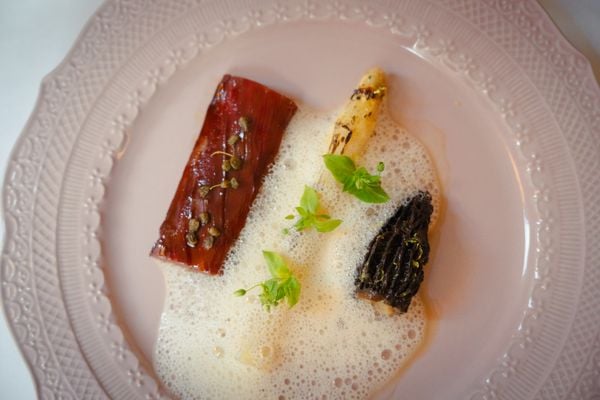 R21 restaurant