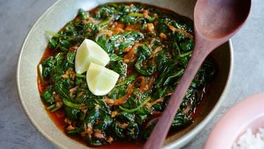 Efo Riro: spinazie-recept op z'n West-Afrikaans