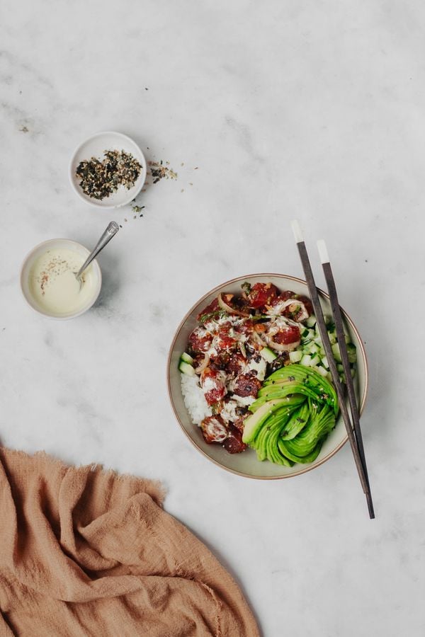 Poke bowl met tonijn | ahi poke bowl | poke bowl tonijn