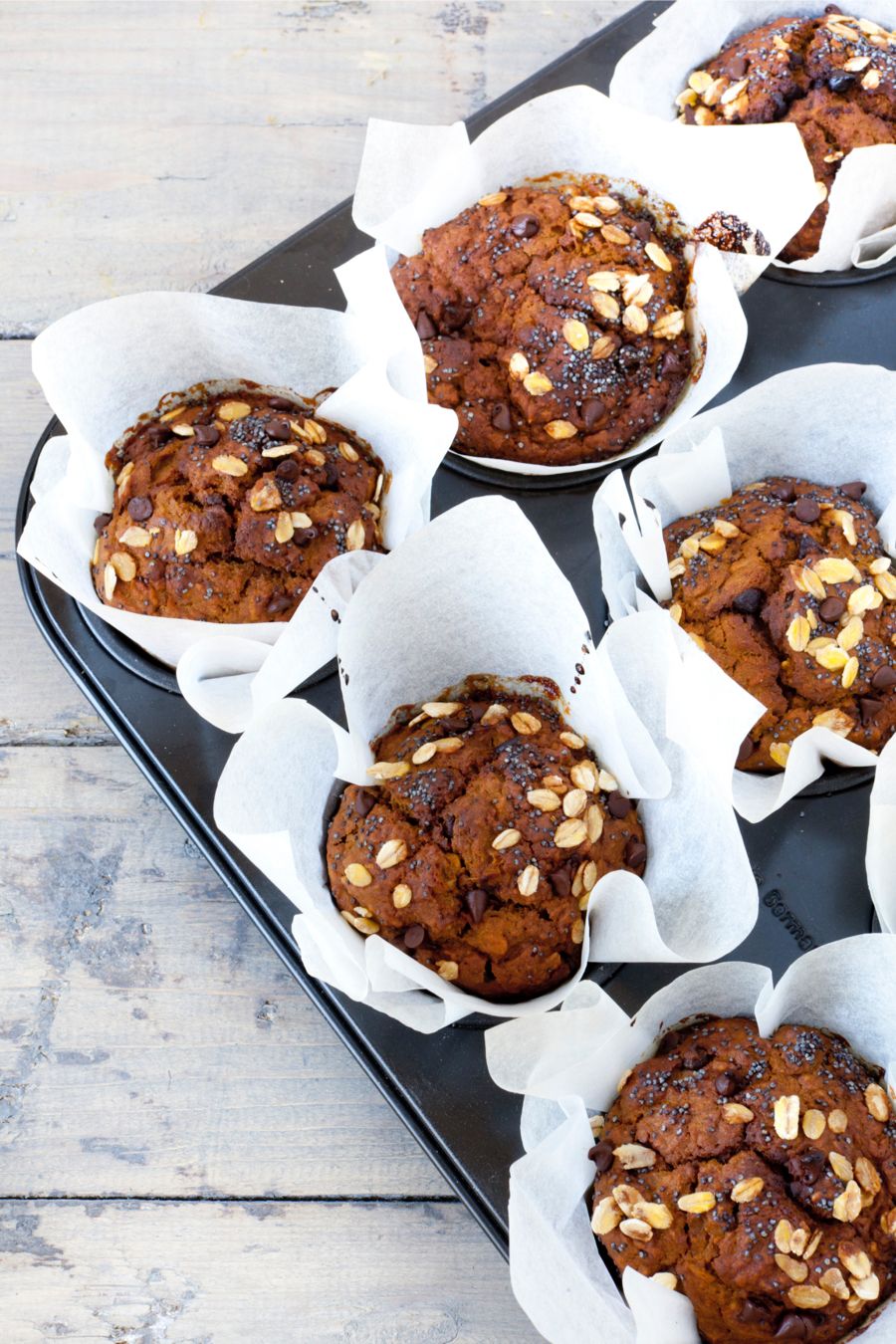 150 stuks muffinvormpjes papier, muffins papieren vormpjes, cupcake-vormen, muffinvormpjes, tulp, bakvormpjes, papier voor bruiloft, kinderen, verjaardag, feestaccessoires