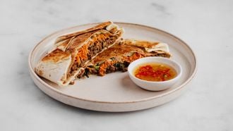 Banh mi crunchwrap