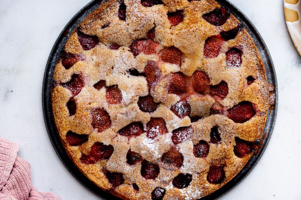 Makkelijke aardbeiencake