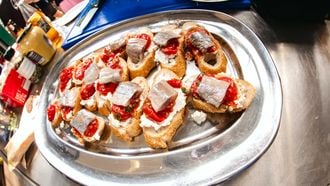 Bruschetta met haring / hollandse nieuwe haring recept