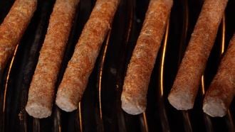 Frikandellen op de barbecue