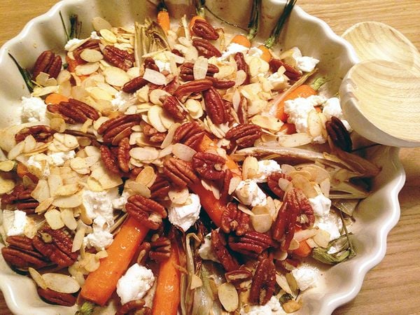 Chicory with carrots and nuts