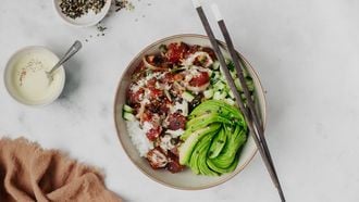 Poke bowl met tonijn | ahi poke bowl | poke bowl tonijn