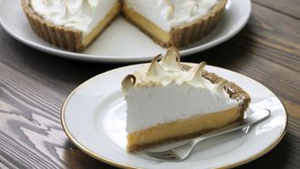 Foto van een no-bake citroen-meringuetaart (taartrecepten)