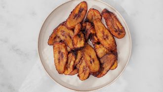 Fried plantain / gefrituurde bakbanaan