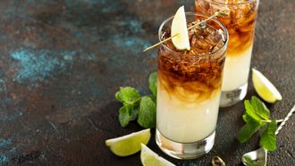 Dark & Stormy cocktail