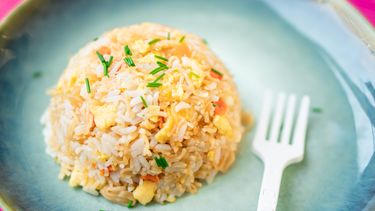 Instant noodles fried rice