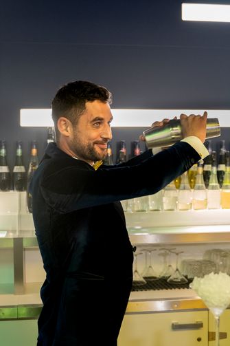 Barman Victor van First Dates geeft cocktail tips