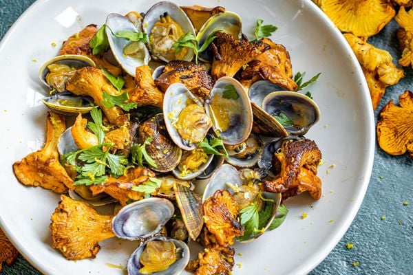 Cantharellen met vongole