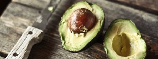 Kort geleden Fabriek Aanpassing Tips om avocado's sneller te laten rijpen - Culy