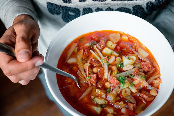 Spaanse bonensoep met venkel en chorizo