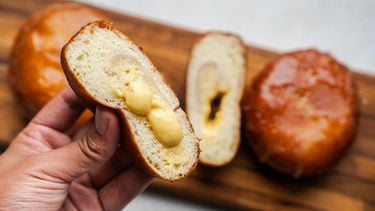 crème brûlée donuts