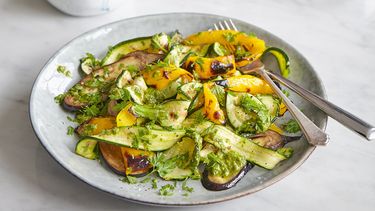Vegan salade: simpele pestosalade