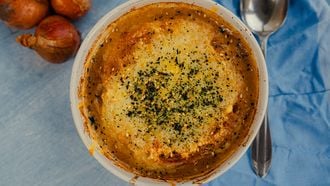 Franse uiensoep met een Japanse twist