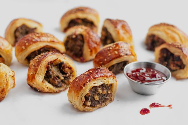 Worstenbroodjes met stuffing