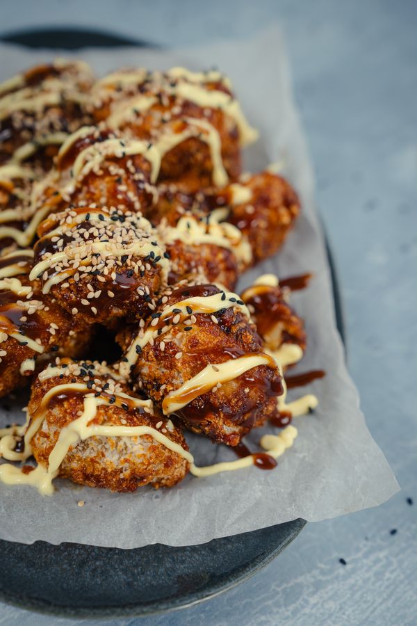 Sticky bloemkool-wings