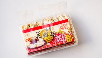Taiwanese noedels / noodles / knife cut noodles