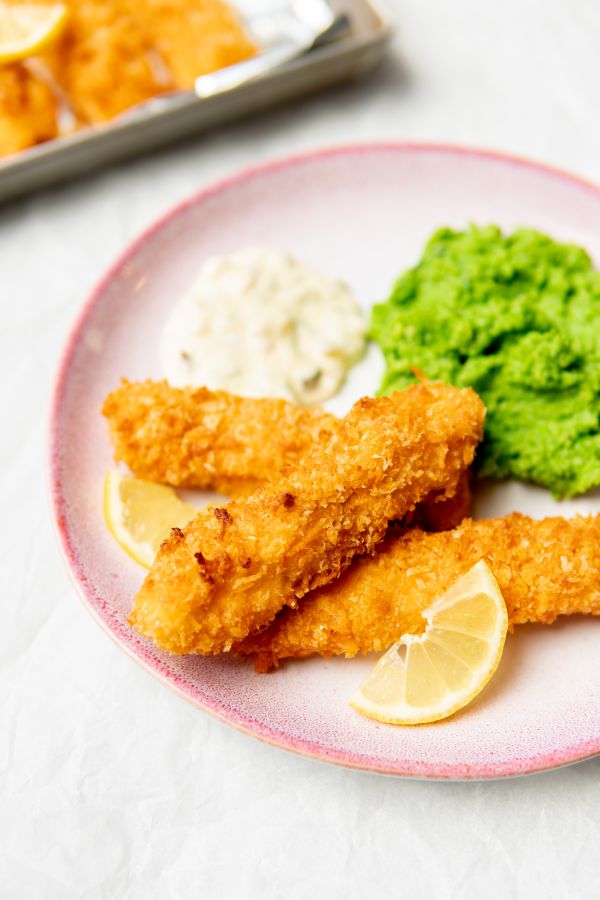 Zelfgemaakte vissticks uit de oven