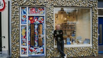 Bart van Olphen opent een winkel