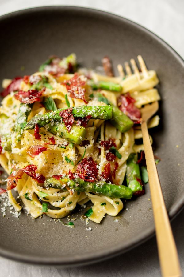 Simpele pasta met asperges