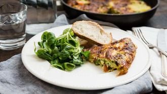 Afbeelding van Spaanse tortilla met erwtjes (Mediterraans eten) voor Culy's Weekmenu