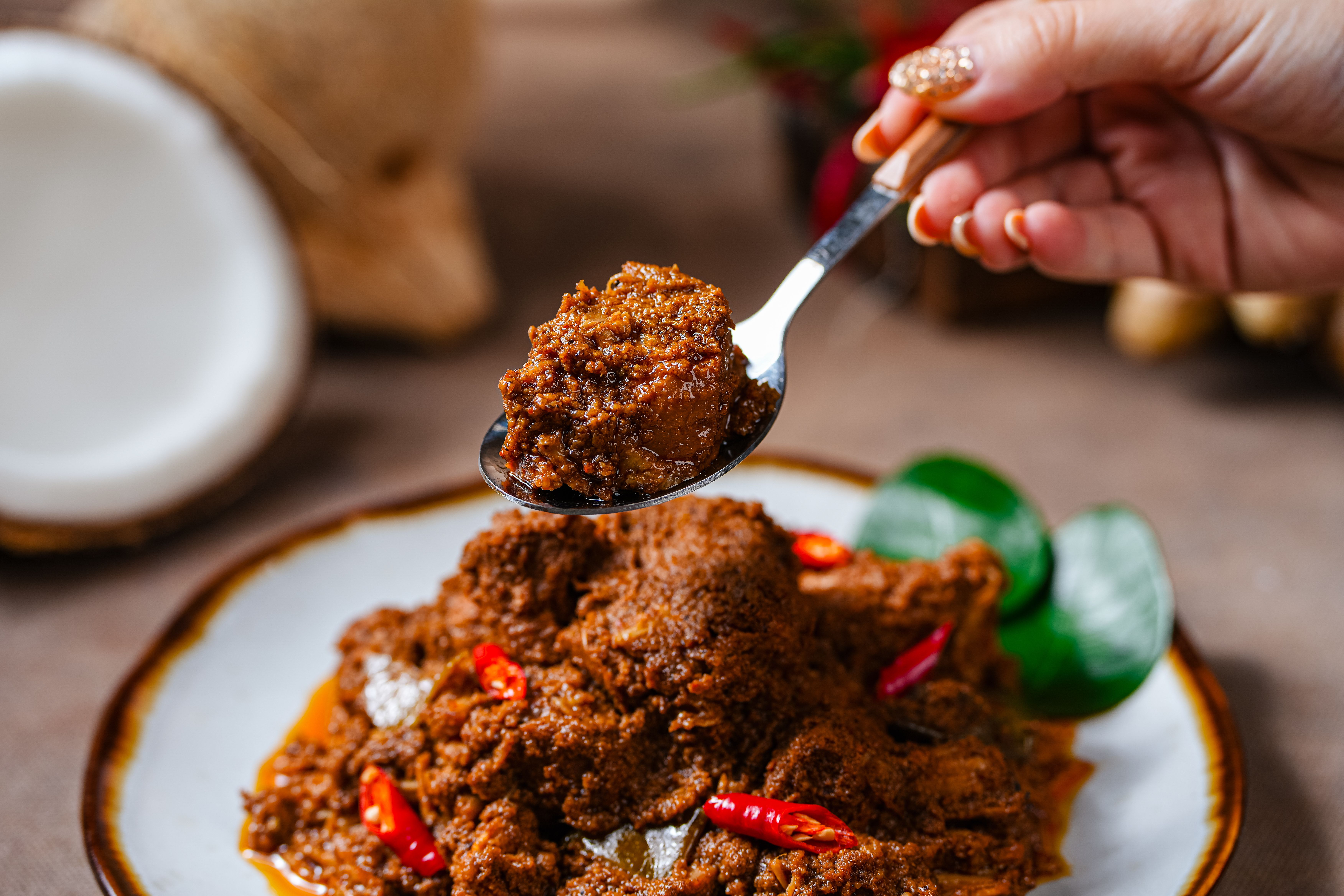 Rendang maken: alle do's en don'ts op een rijtje - Culy