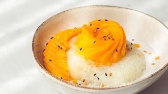 Mango sticky rice