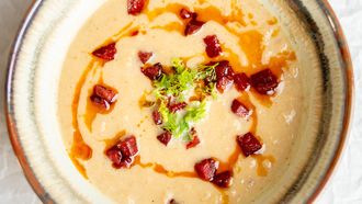 Venkelsoep met witte bonen en chorizo