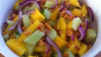 mango salade met komkommer