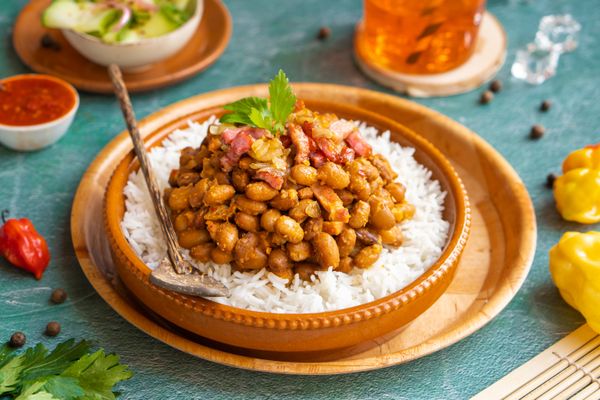 Surinamese brown beans with rice and bacon