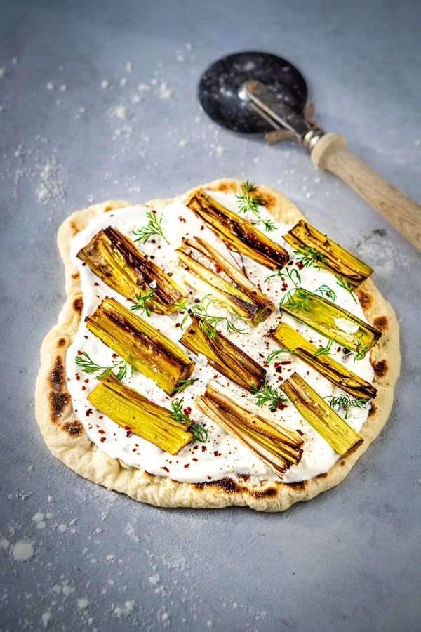 flatbread met gegrilde prei