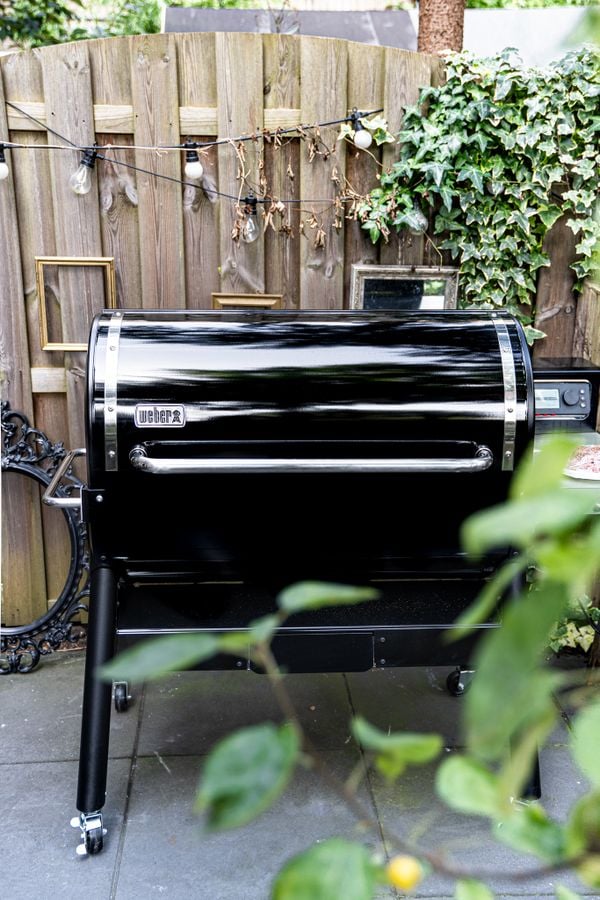 Weber Smokefire barbecue