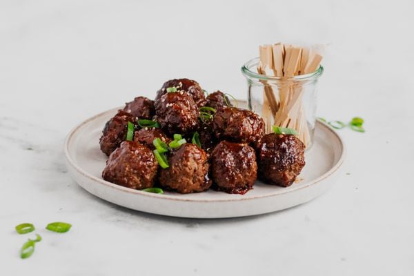 Gehaktballetjes in ketjapsaus