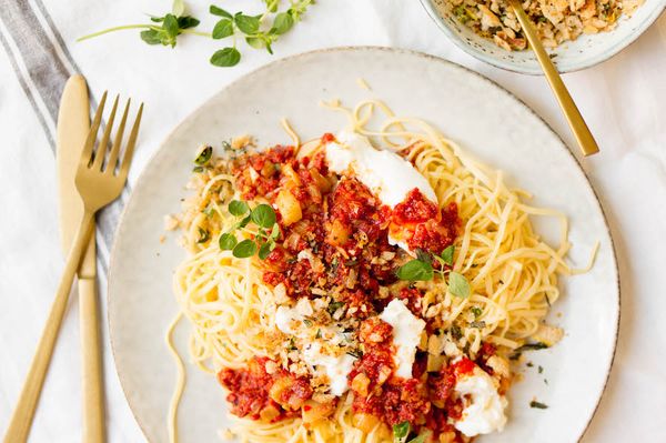 quick pasta bolognese with chorizo
