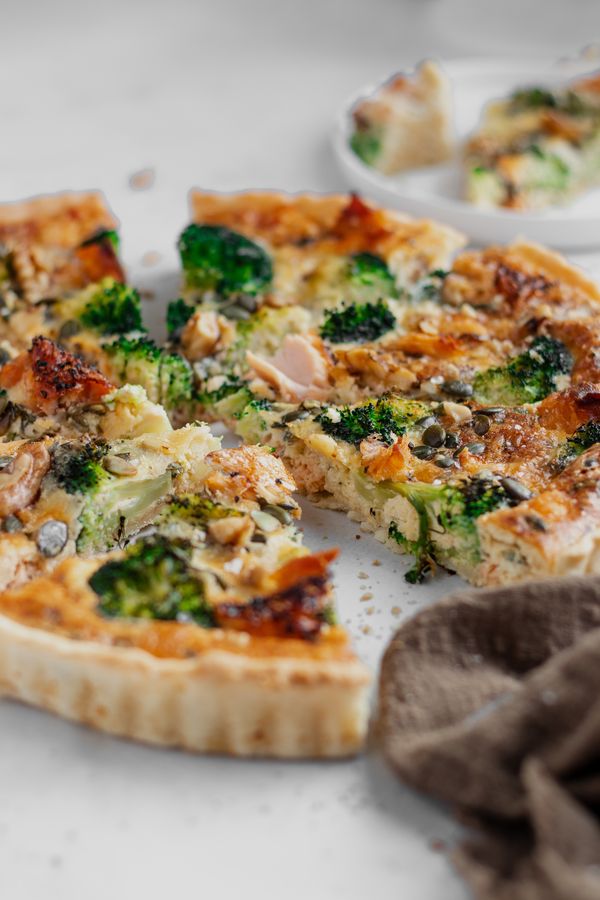 Quiche met broccoli en zalm