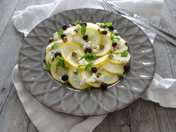 carpaccio van gele courgette