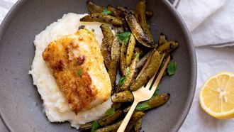 Geroosterde sugar snaps met munt