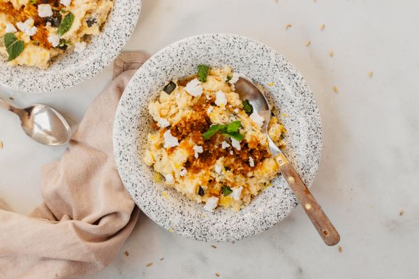 Courgettestamppot met geitenkaas